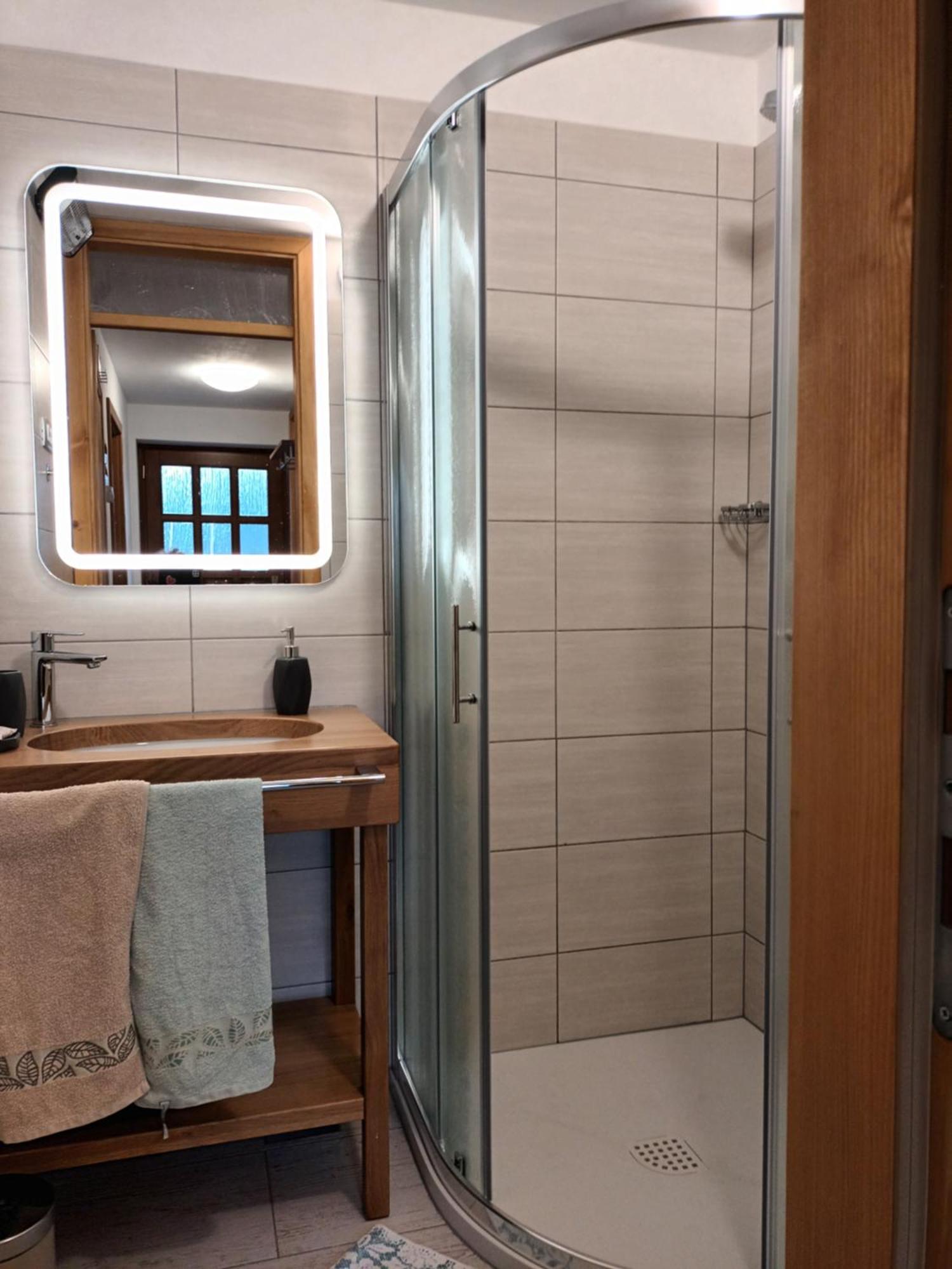 Apartma Ana Ida Srpenica Exteriér fotografie
